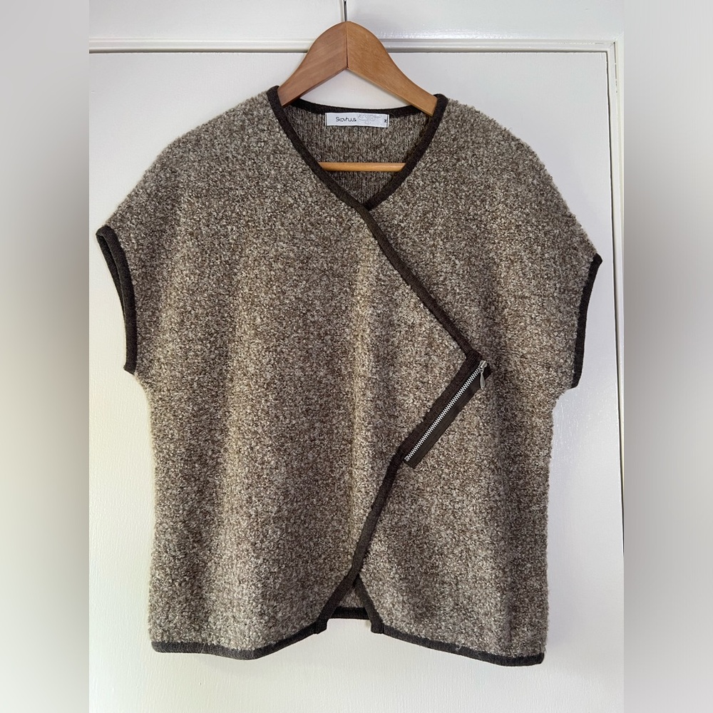Skovhuus Danish Knitwear Pullover Nubby Knit Moto Sweater Scandi Girl Cozy Chic